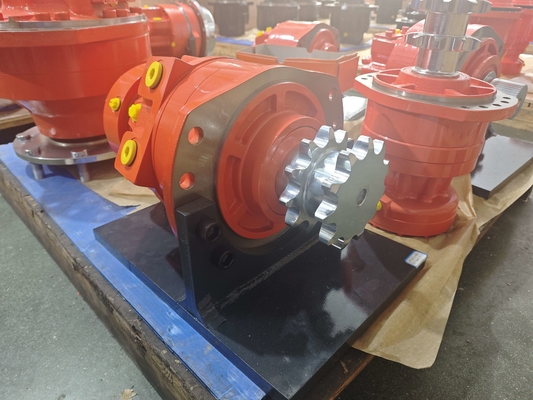 Zwaar gietijzer 100-125 r/min Hydraulische zuigermotor met aangepaste kleur